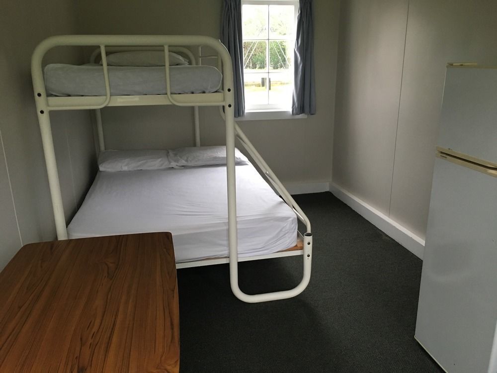 Stratford Motel & Holiday Park Екстер'єр фото