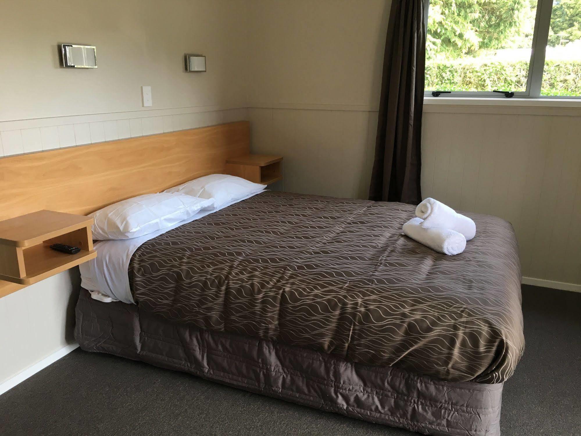Stratford Motel & Holiday Park Екстер'єр фото