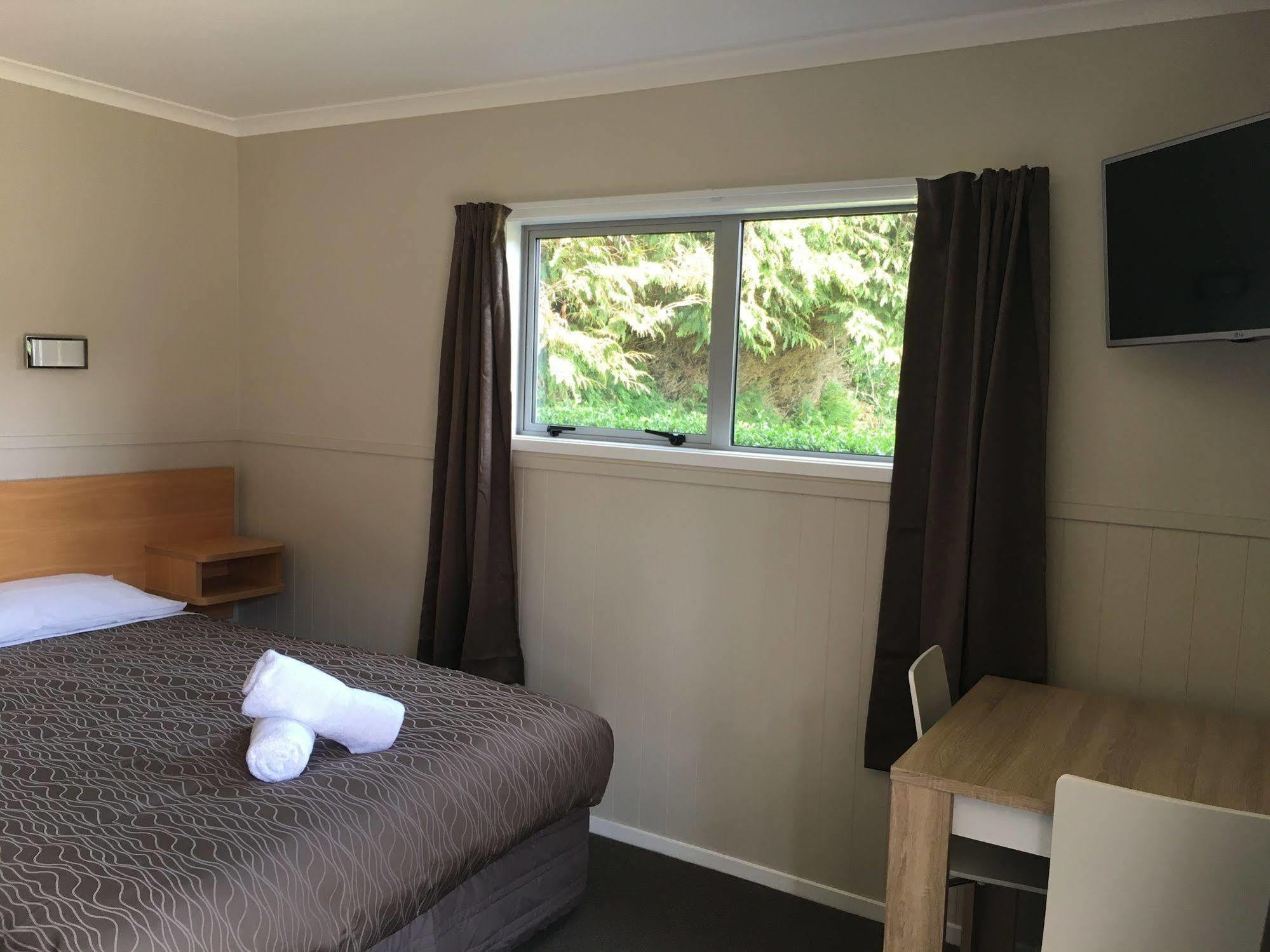 Stratford Motel & Holiday Park Екстер'єр фото