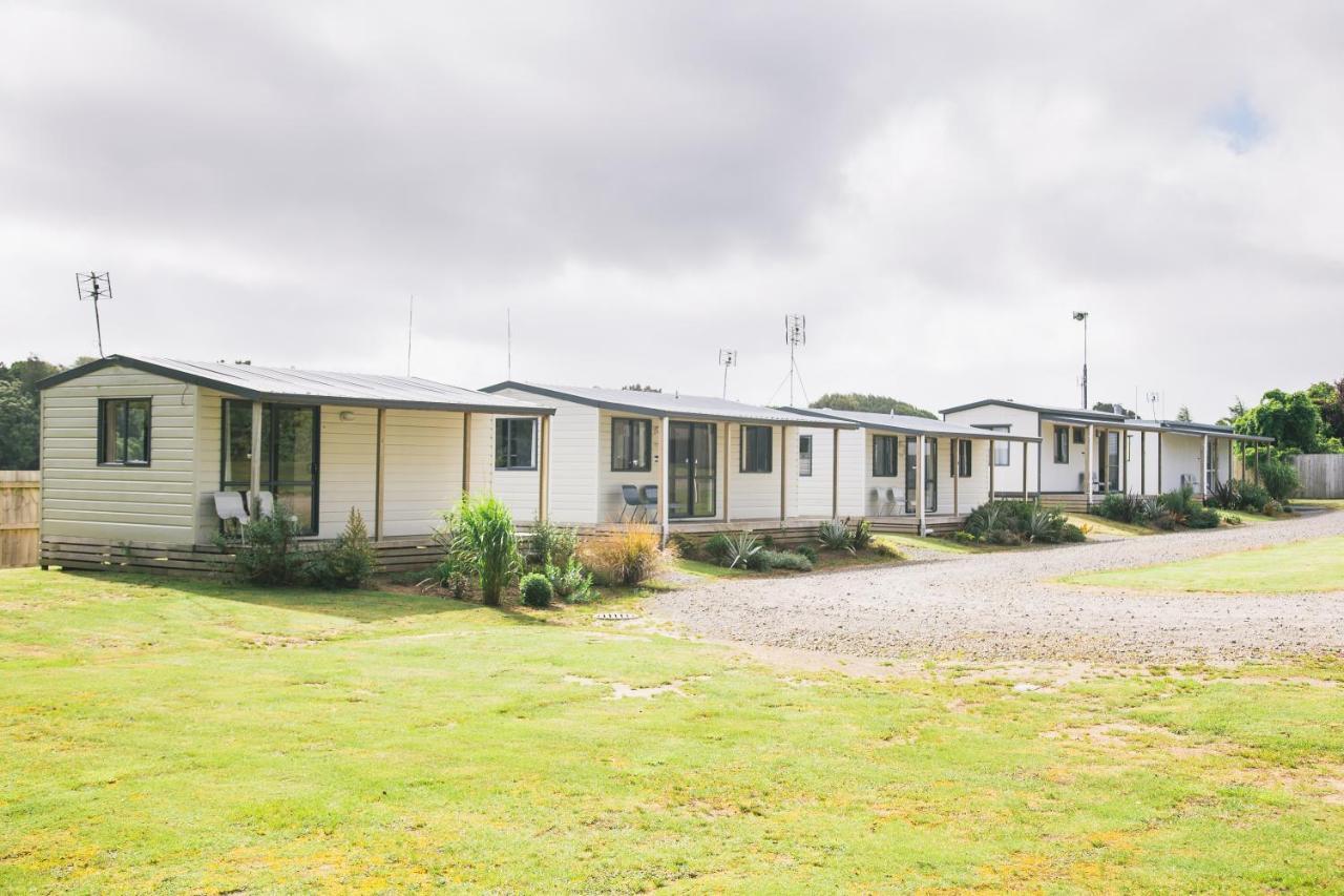 Stratford Motel & Holiday Park Екстер'єр фото